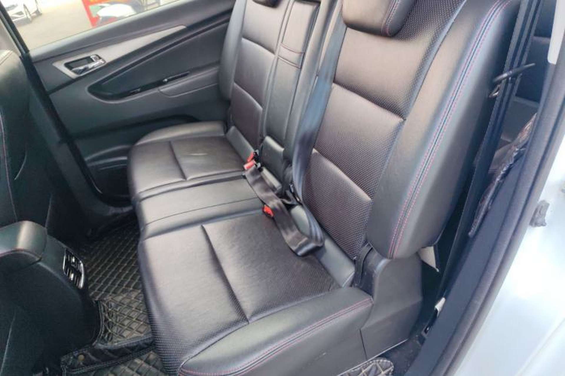 Used CHANGAN KAICHENG Oushang A600 2017 1.5L Manual Luxury Model Left Rear Seat