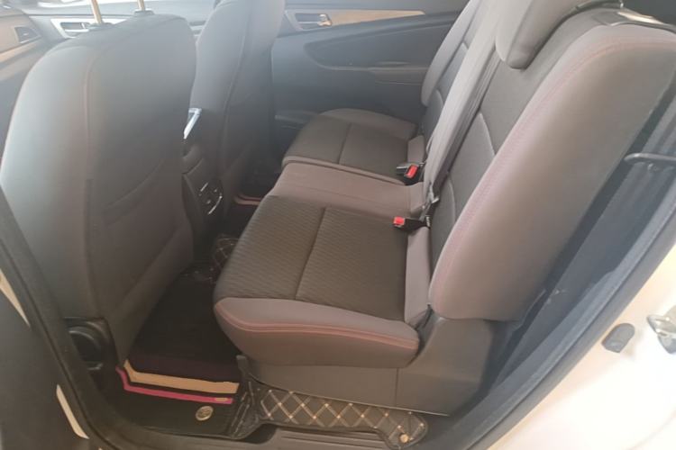 Used CHANGAN KAICHENG Oushang A600 2017 1.5L Manual Standard Edition Left Rear Seat