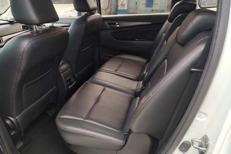 Used CHANGAN KAICHENG Oushang A600 2017 1.5L Manual Luxury Model Left Rear Seat