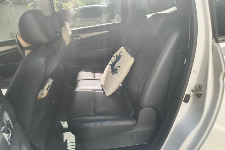 Used CHANGAN KAICHENG Oushang A600 2017 1.5L Manual Smart Connect Version Left Rear Seat
