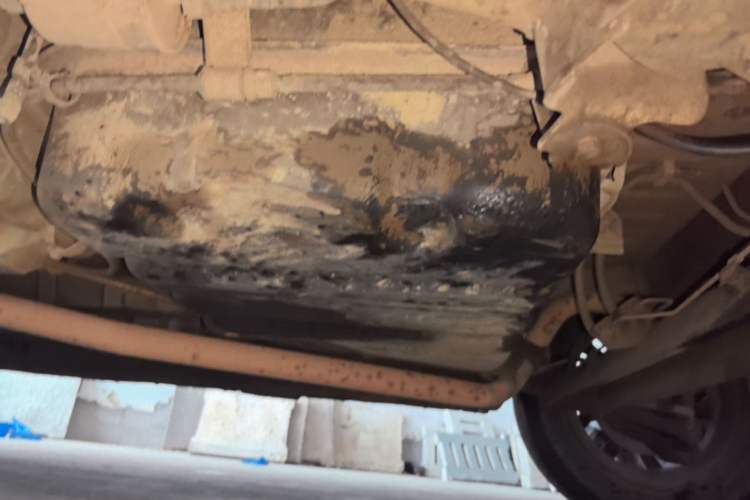 Used CHANGAN KAICHENG Oushang A600 2017 1.5L Manual Standard Edition Left Side Sill
