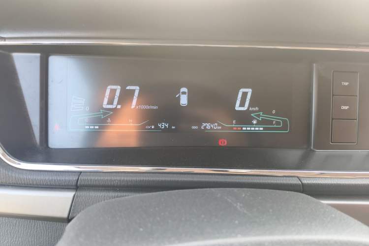 Used CHANGAN KAICHENG Oushang A600 2017 1.5L Manual Standard Edition Odometer Close Up