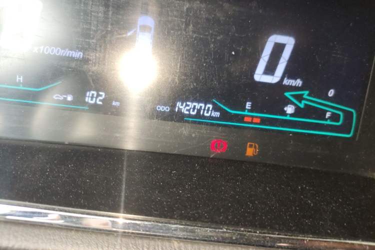 Used CHANGAN KAICHENG Oushang A600 2017 1.5L Manual Standard Edition Odometer Close Up