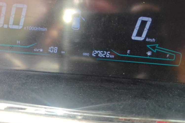 Used CHANGAN KAICHENG Oushang A600 2017 1.5L Manual Standard Edition Odometer Close Up