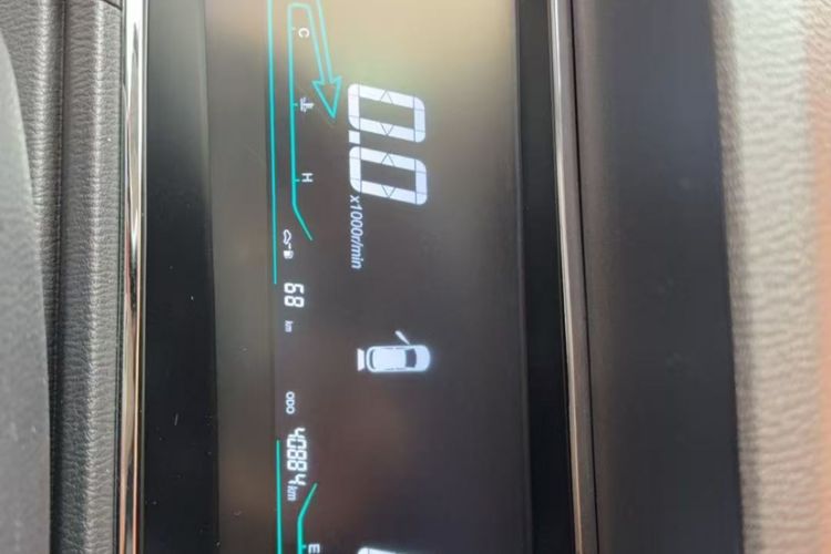 Used CHANGAN KAICHENG Oushang A600 2017 1.5L Manual Standard Edition Odometer Close Up