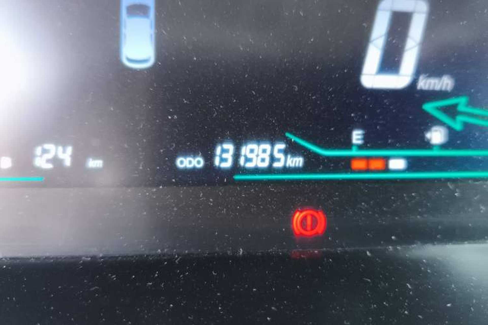 Used CHANGAN KAICHENG Oushang A600 2017 1.5L Manual Standard Edition Odometer Close Up