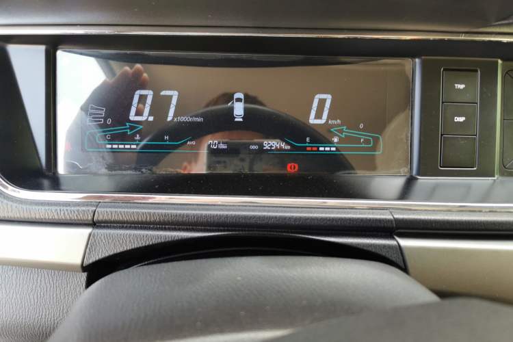 Used CHANGAN KAICHENG Oushang A600 2017 1.5L Manual Standard Edition Odometer Close Up