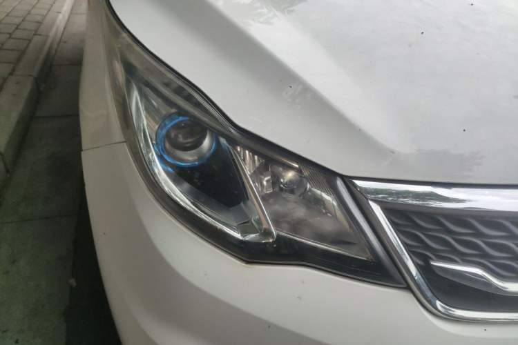 Used CHANGAN KAICHENG Oushang A600 2017 1.5L Manual Standard Edition Right Front Headlight