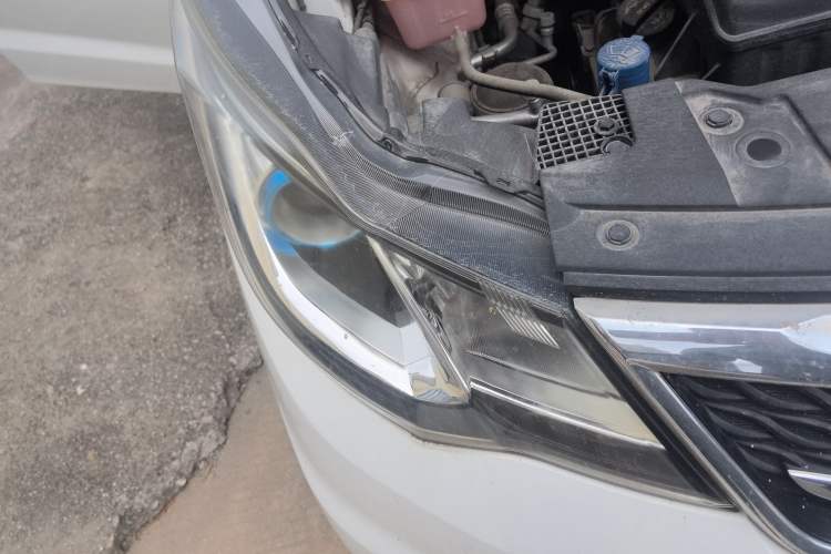 Used CHANGAN KAICHENG Oushang A600 2017 1.5L Manual Standard Edition Right Front Headlight