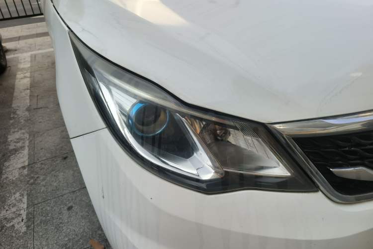 Used CHANGAN KAICHENG Oushang A600 2017 1.5L Manual Standard Edition Right Front Headlight