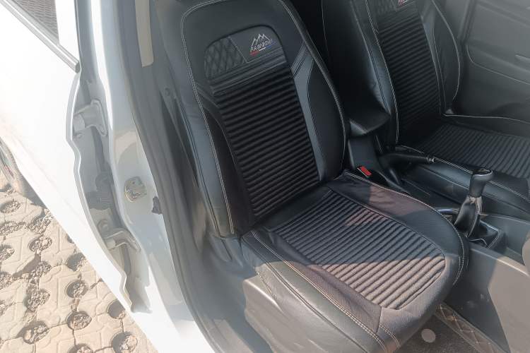 Used CHANGAN KAICHENG Oushang A600 2017 1.5L Manual Standard Edition Right Front Seat