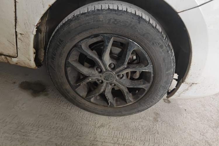 Used CHANGAN KAICHENG Oushang A600 2017 1.5L Manual Luxury Model Right Front Wheel Hub