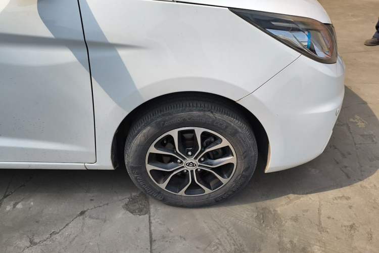 Used CHANGAN KAICHENG Oushang A600 2017 1.5L Manual Luxury Model Right Front Wheel Hub