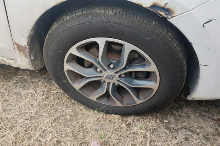 Used CHANGAN KAICHENG Oushang A600 2017 1.5L Manual Standard Edition Right Front Wheel Hub