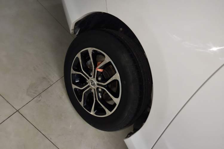 Used CHANGAN KAICHENG Oushang A600 2017 1.5L Manual Standard Edition Right Rear Wheel Hub