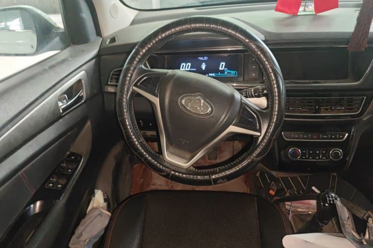 Used CHANGAN KAICHENG Oushang A600 2017 1.5L Manual Luxury Model Steering Wheel
