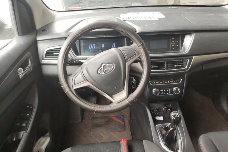 Used CHANGAN KAICHENG Oushang A600 2017 1.5L Manual Standard Edition Steering Wheel