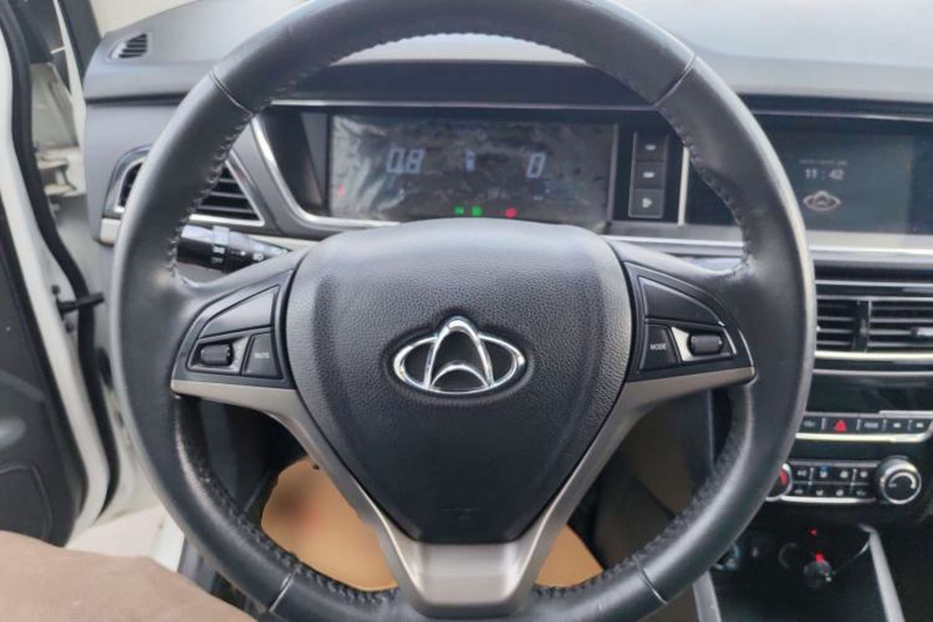 Used CHANGAN KAICHENG Oushang A600 2017 1.5L Manual Luxury Model Steering Wheel