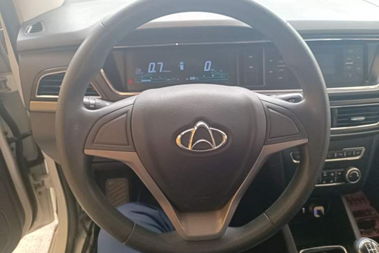 Used CHANGAN KAICHENG Oushang A600 2017 1.5L Manual Standard Edition Steering Wheel