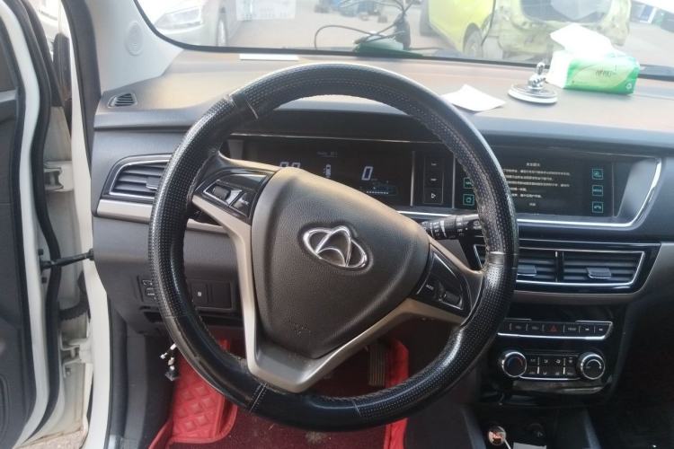 Used CHANGAN KAICHENG Oushang A600 2017 1.5L Manual Luxury Model Steering Wheel