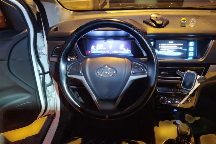 Used CHANGAN KAICHENG Oushang A600 2017 1.5L Manual Luxury Model Steering Wheel