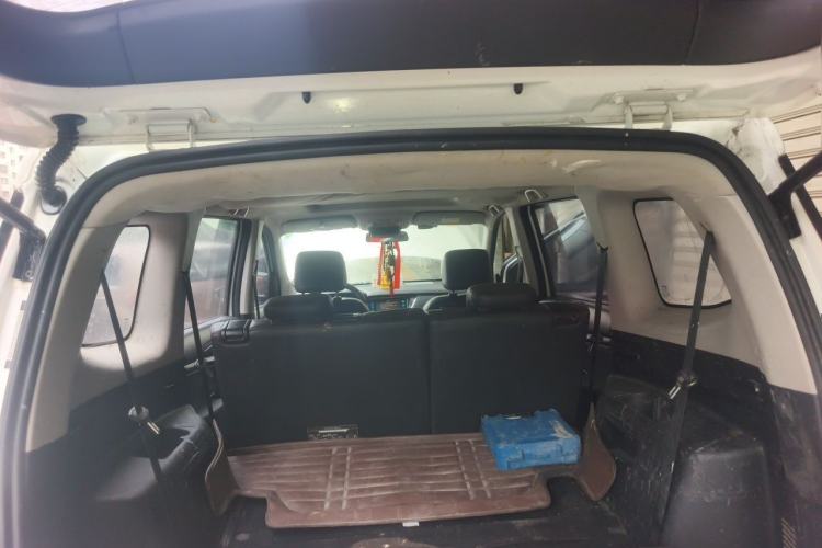 Used CHANGAN KAICHENG Oushang A600 2017 1.5L Manual Luxury Model Trunk
