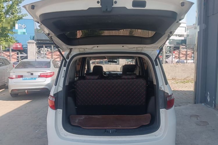 Used CHANGAN KAICHENG Oushang A600 2017 1.5L Manual Standard Edition Trunk