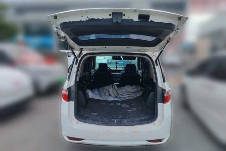 Used CHANGAN KAICHENG Oushang A600 2017 1.5L Manual Standard Edition Trunk