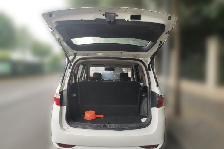 Used CHANGAN KAICHENG Oushang A600 2017 1.5L Manual Standard Edition Trunk