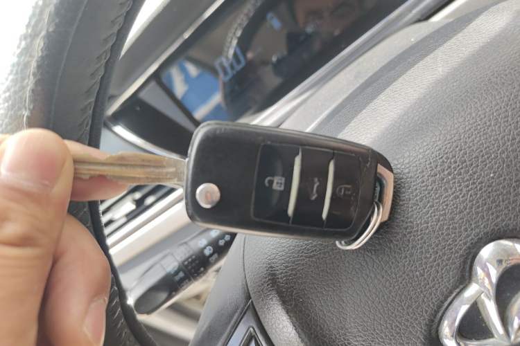 Used CHANGAN KAICHENG Oushang A600 2017 1.5L Manual Luxury Model Vehicle Key