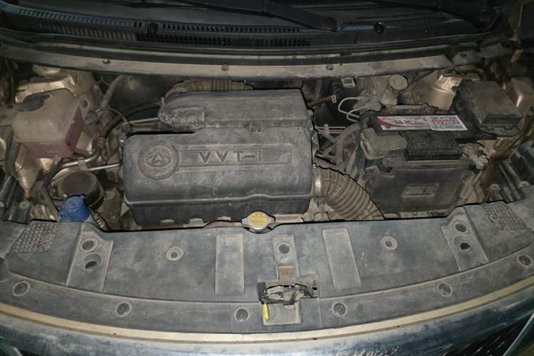 Used CHANGAN KAICHENG Oushang A600 2017 1.5L Manual Luxury Model Engine Bay