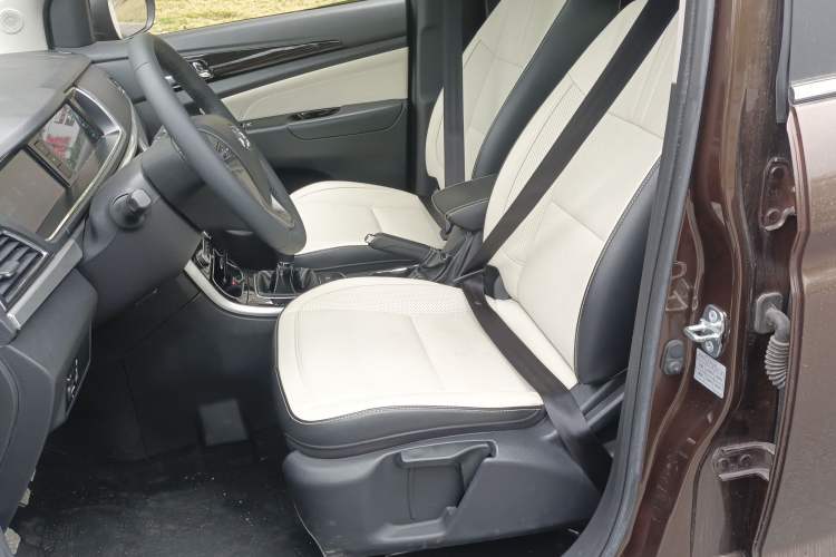 Used CHANGAN KAICHENG Oushang A600 2018 1.5L Manual Luxury Model Left Front Seat