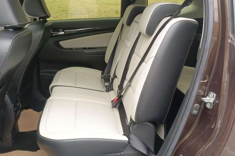 Used CHANGAN KAICHENG Oushang A600 2018 1.5L Manual Luxury Model Left Rear Seat