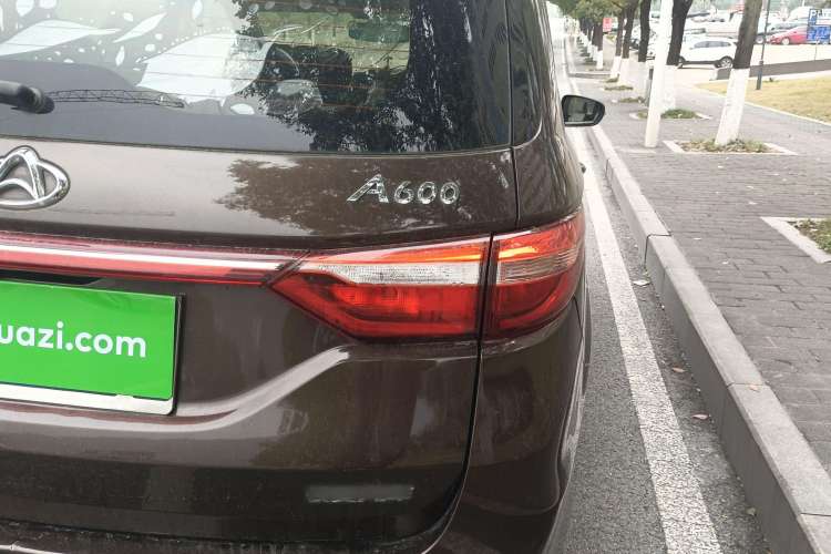 Used CHANGAN KAICHENG Oushang A600 2018 1.5L Manual Luxury Model Right Rear Taillight
