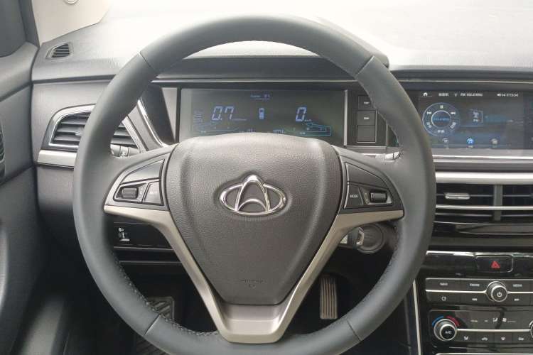 Used CHANGAN KAICHENG Oushang A600 2018 1.5L Manual Luxury Model Steering Wheel