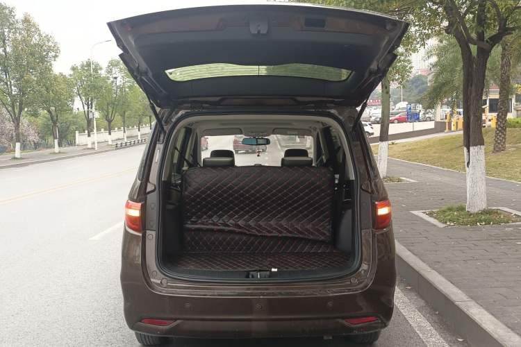 Used CHANGAN KAICHENG Oushang A600 2018 1.5L Manual Luxury Model Trunk