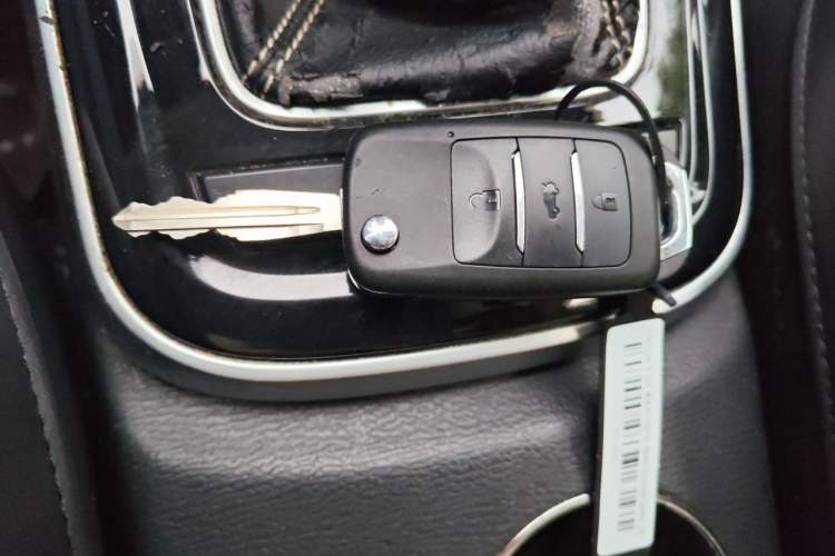 Used CHANGAN KAICHENG Oushang A600 2018 1.5L Manual Luxury Model Vehicle Key