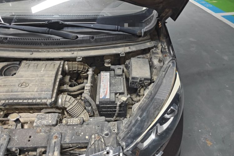 Used CHANGAN KAICHENG Oushang A600 2018 1.6L Automatic Luxury Model Engine Bay Left