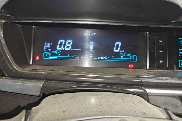 Used CHANGAN KAICHENG Oushang A600 2018 1.6L Automatic Luxury Model Instrument Cluster
