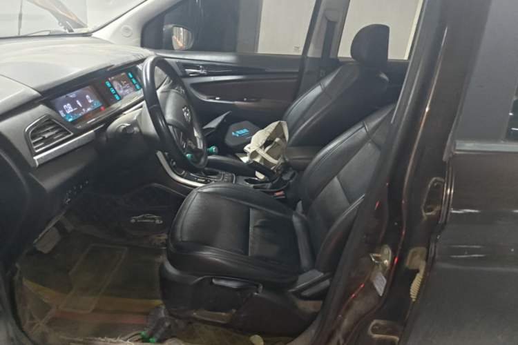 Used CHANGAN KAICHENG Oushang A600 2018 1.6L Automatic Luxury Model Left Front Seat