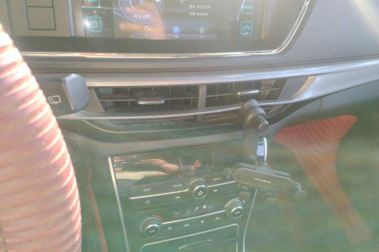 Used CHANGAN KAICHENG Oushang A600 2018 1.5L Manual Luxury Model Audio And AC Panel
