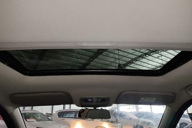Used CHANGAN KAICHENG Oushang A600 2018 1.5L Manual Luxury Model Headliner