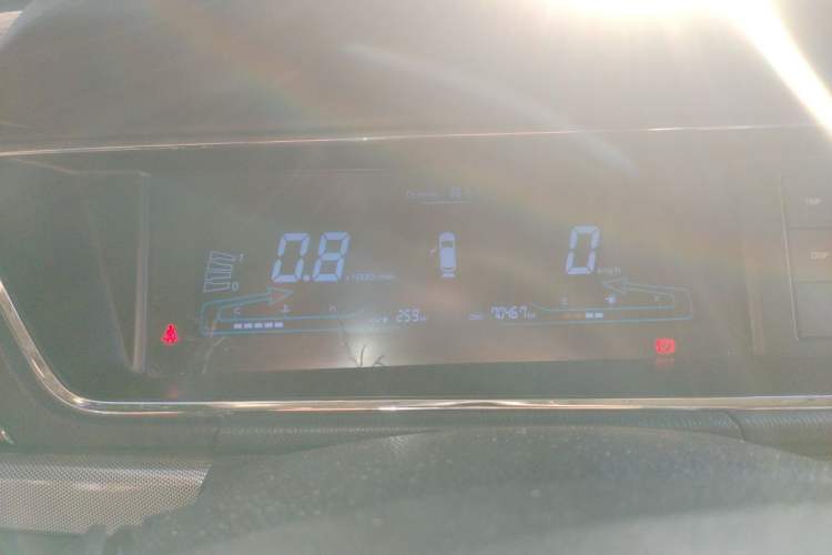 Used CHANGAN KAICHENG Oushang A600 2018 1.5L Manual Luxury Model Instrument Cluster