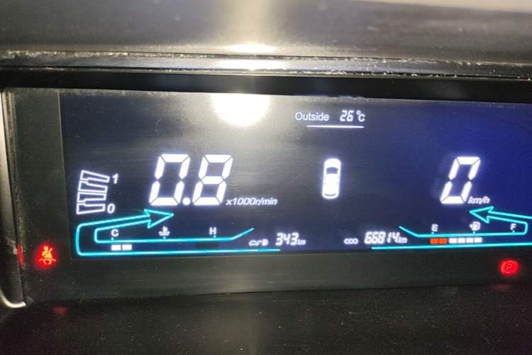 Used CHANGAN KAICHENG Oushang A600 2018 1.5L Manual Luxury Model Instrument Cluster