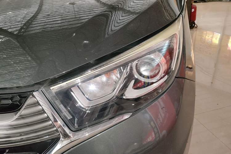 Used CHANGAN KAICHENG Oushang A600 2018 1.5L Manual Luxury Model Left Front Headlight