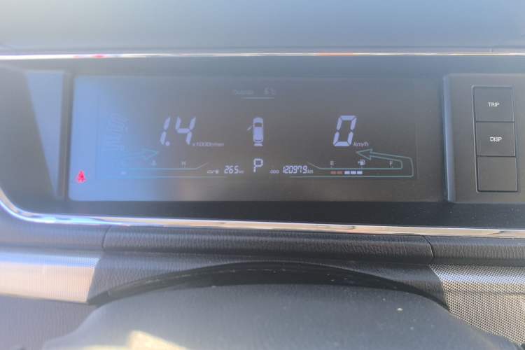 Used CHANGAN KAICHENG Oushang A600 2018 1.6L Automatic Elite Model Odometer Close Up
