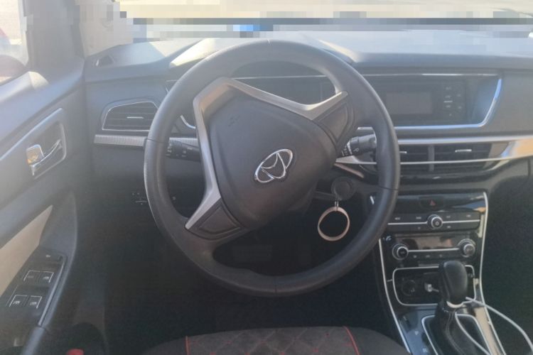 Used CHANGAN KAICHENG Oushang A600 2018 1.6L Automatic Elite Model Steering Wheel