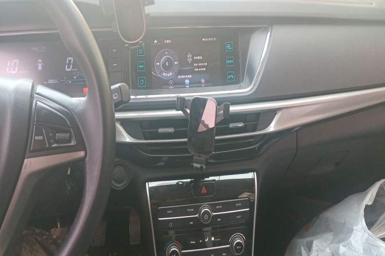 Used CHANGAN KAICHENG Oushang A600 2018 1.5L Manual Luxury Model Audio And AC Panel