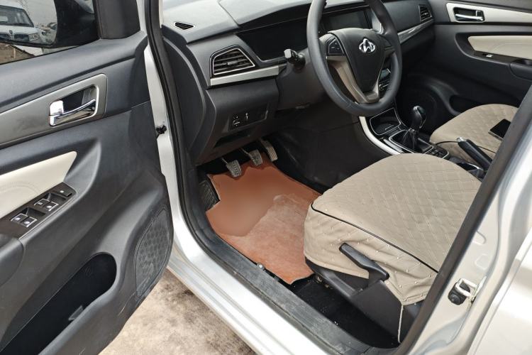 Used CHANGAN KAICHENG Oushang A600 2018 1.5L Manual Elite Version Driver Seat