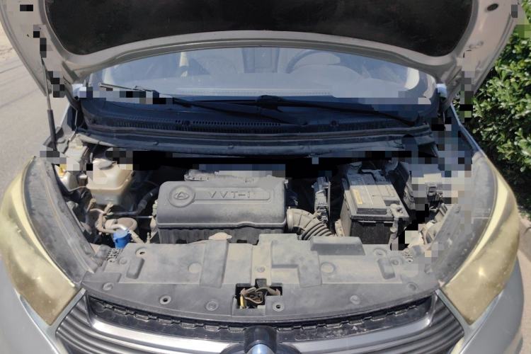 Used CHANGAN KAICHENG Oushang A600 2018 1.5L Manual Luxury Model Engine Bay
